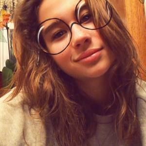 Meet your Posher, Natalie